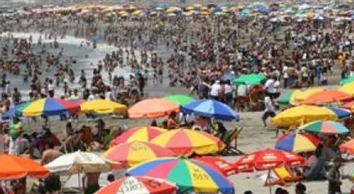 Dejó a su hija de 15 meses en una playa para que se ahogara