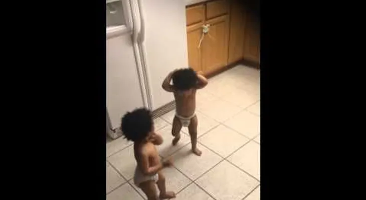 Wao...Estas gemelas de 22 meses bailando la canción de Beyonce