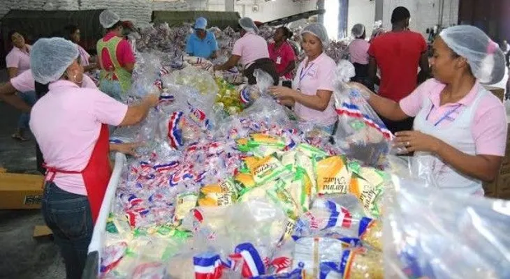 Gobierno envía ayudas a los afectados por Erika en Azua