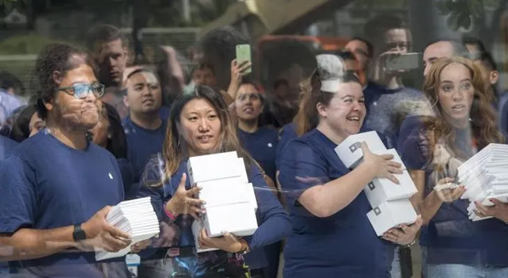 Apple, Microsoft y Facebook prometen pagar lo mismo a hombres y mujeres