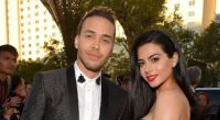 La novia de Prince Royce posa completamente desnuda