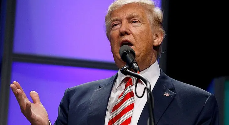 Donald Trump y su insulsa reacción ante la muerte de Fidel Castro