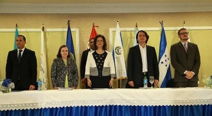 Jorge Minaya participa en taller regional sobre problemáticas de la juventud