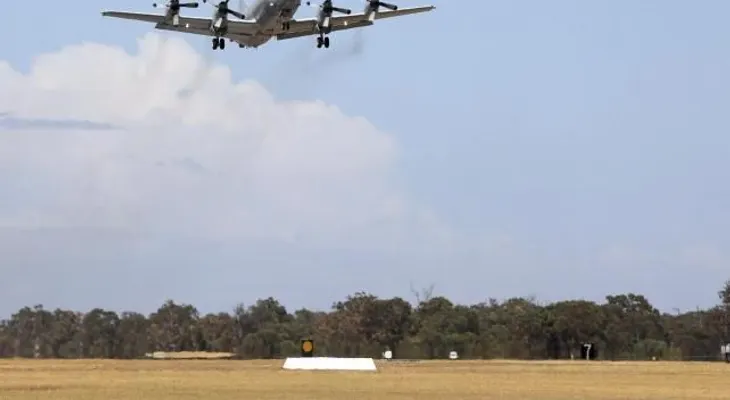 Francia aporta nueva imágenes de restos que podría ser del avión desaparecido