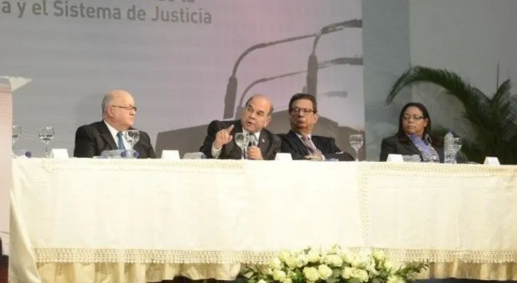 Pelegrín Castillo aboga por fortalecer el Estado para garantizar seguridad