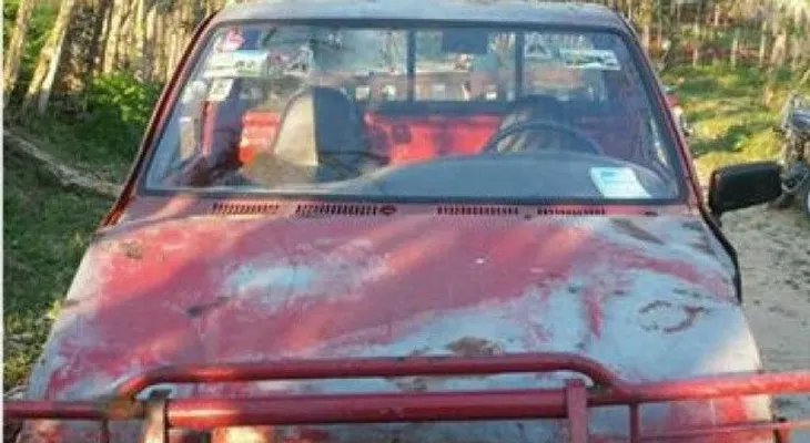 Hallan envenenado a hombre de 29 años dentro de su vehículo