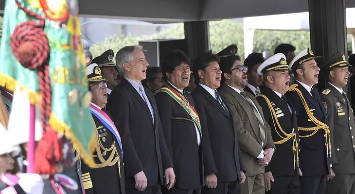 Polémica por himno del Ejército de Bolivia a Evo Morales