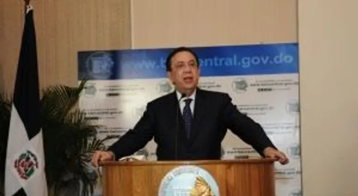 Banco Central reconoce a estudiantes con promedio de 95 puntos 