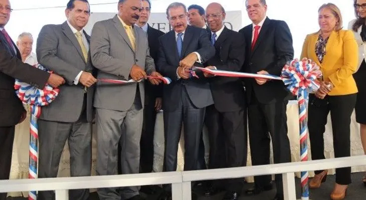 Presidente Medina inaugura dormitorios en Universidad ISA
