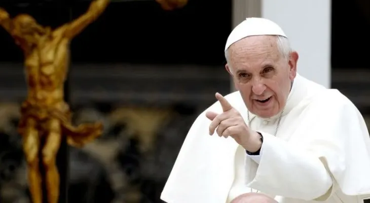 Papa Francisco pide prudencia ante las alarmas desatadas por Trump 