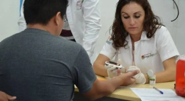 Hombre curó su diabetes con esta receta de zumo y adelgazó 11 kg en 25 días