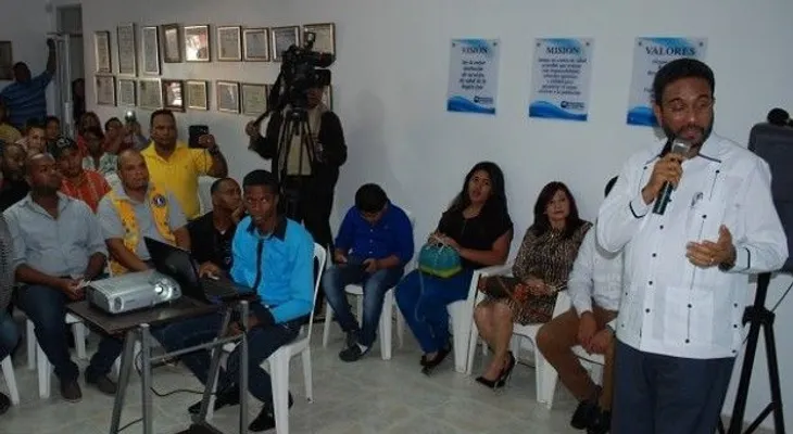 Clínica Franklin Peña presenta avances y tecnología 