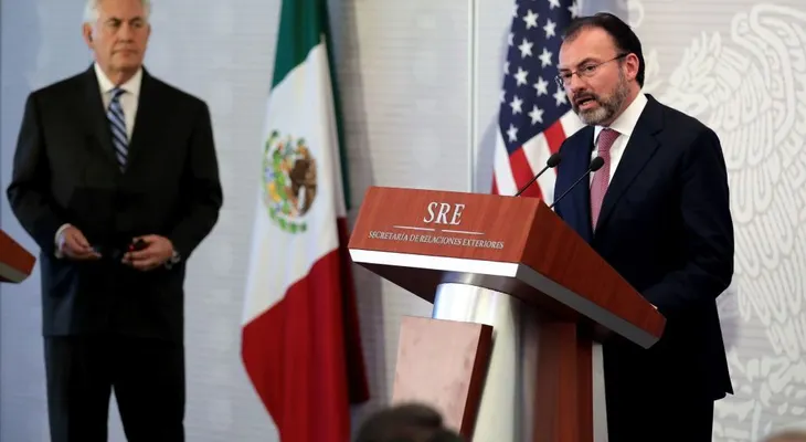 México abre centros de defensa de inmigrantes en sus consulados en EE.UU.