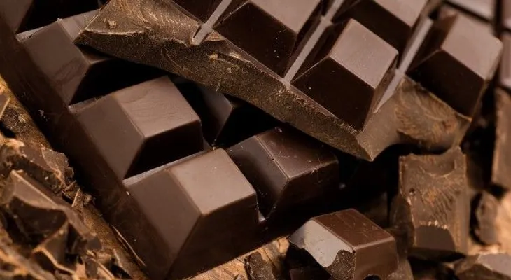 El chocolate podría ser próximo jarabe para la tos