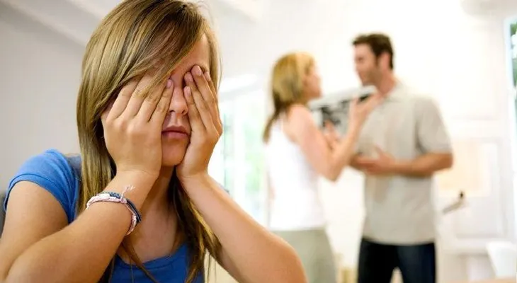 Porqué un matrimonio infeliz no debe seguir sólo por los hijos