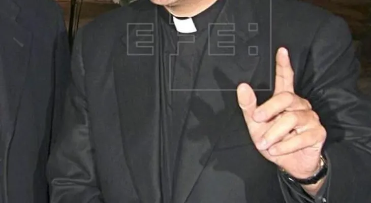 El sacerdote español condenado por el Vatileaks, seguirá en semilibertad