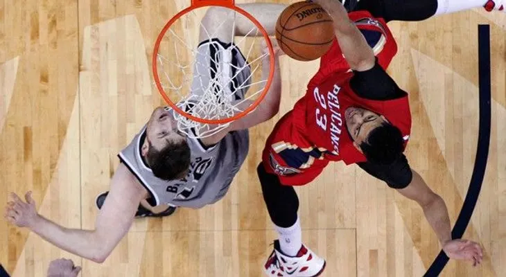 Pelícanos entran a los playoffs; Thunder, fuera