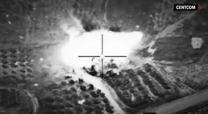 Estadounidense en territorio de ISIS se entrega a las autoridades kurdas