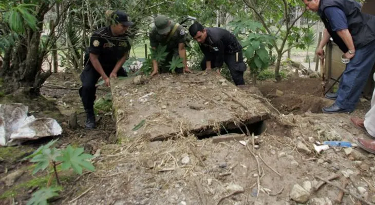 Hallan 10 cuerpos en fosas clandestinas en Acapulco
