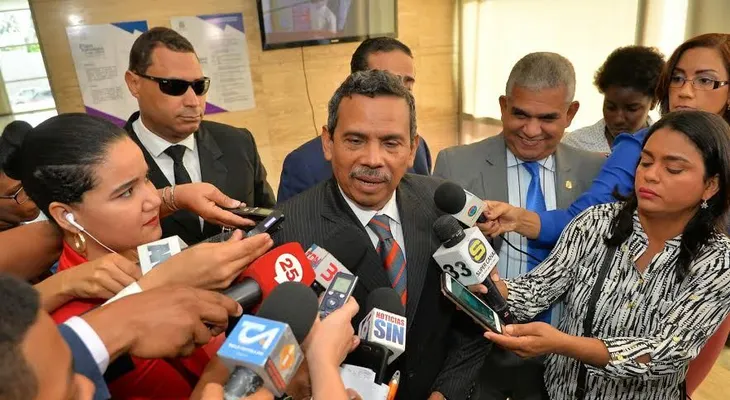 Radhamés Segura dice fue interrogado por proyecto Palomino