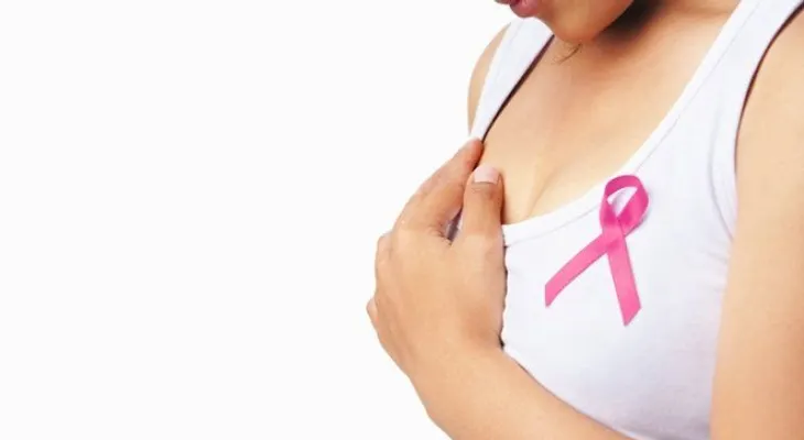 Octubre mes rosa: Realización de mamografía no debe interrumpirse