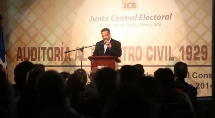 JCE presenta informe auditoría al Registro Civil