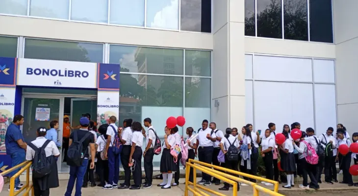 Pasaporte Bono Libro permite llevarse un libro gratis en la Feria del Libro 2026