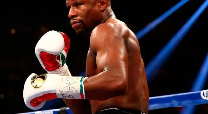 Mayweather volverá al ring el año próximo