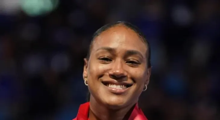 Penélope Polanco se alza con la medalla de oro en el kumite femenino