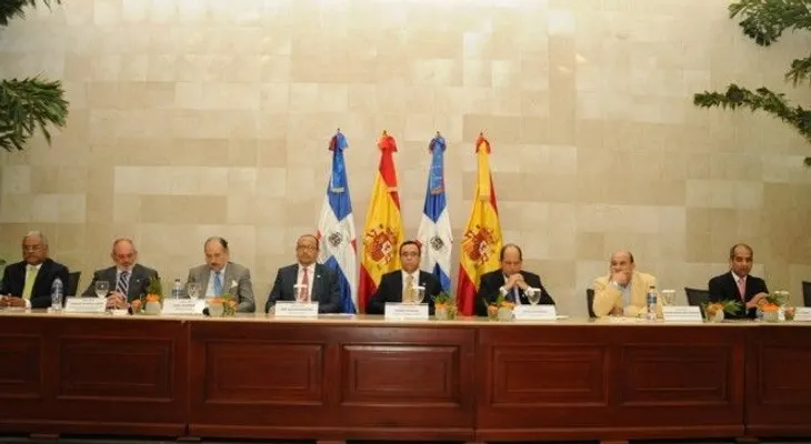 Canciller rechaza exista apatridia en RD