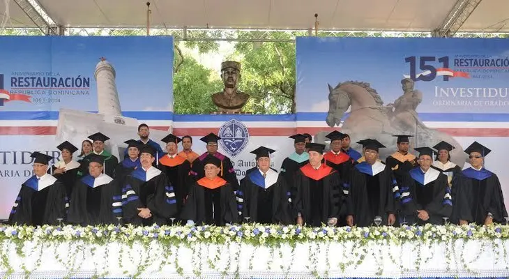 UASD gradúa 650 nuevos profesionales