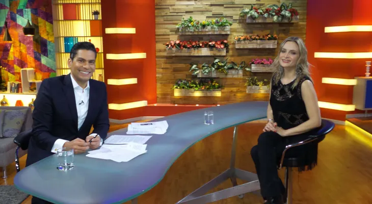 Ismael Cala visita Chile y entrevista a grandes personalidades