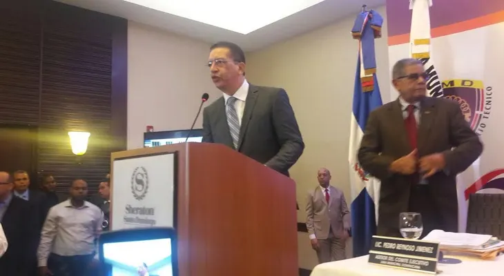 Johnny Jones reelegido como secretario de la LMD 