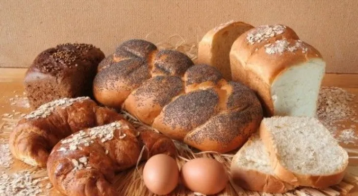 ¿Cuántos carbohidratos comer para bajar de peso?