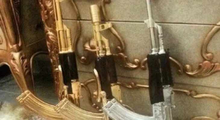 Supuestos hijos de narcotraficantes exhiben lujos en Facebook y Twitter  