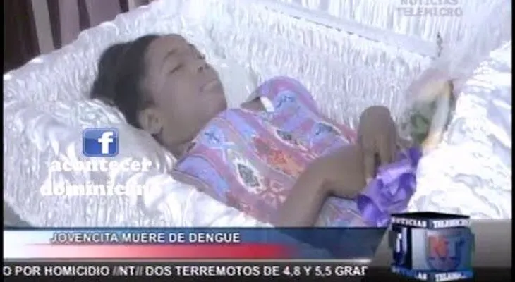 Velorio de joven de 19 años que murió horas después de ser diagnosticada con dengue