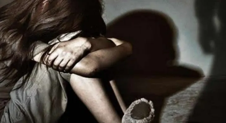 Arrestan un padre que sometió a mutilación genital a sus tres hijas 
