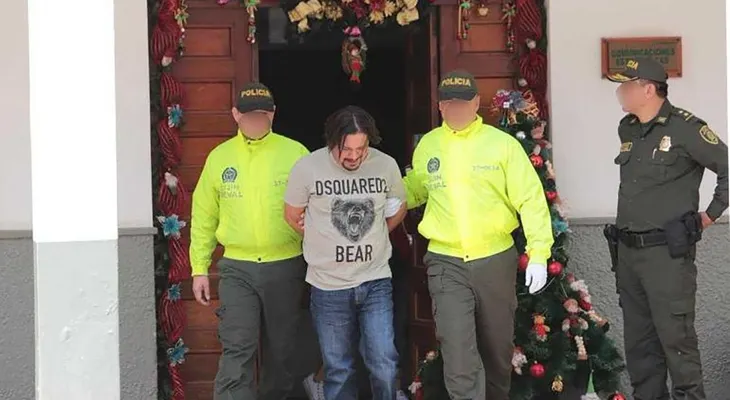 Las joyas, dinero y armas en cumpleaños donde "Tom" celebraba junto a "Popeye", ex sicario de Pablo Escobar