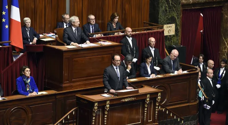 Francois Hollande: "El terrorismo no dañará el alma de Francia"