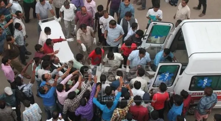  Suman 22 los muertos y 64 los heridos por explosión en planta india 