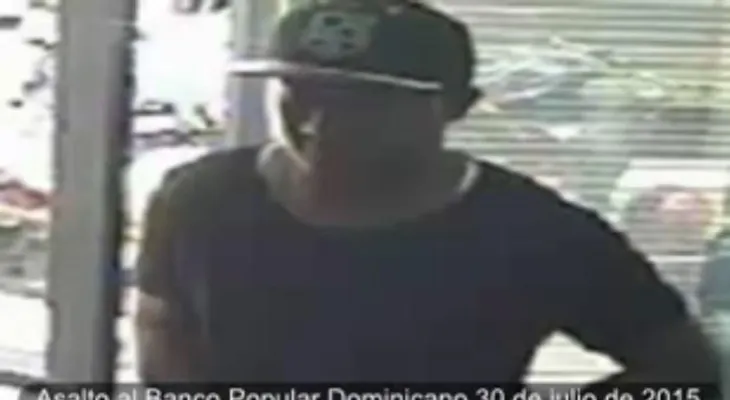 Video muestra momento del asalto al Banco Popular