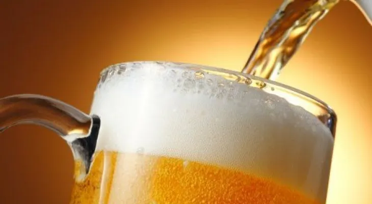 7 increíbles beneficios de la cerveza