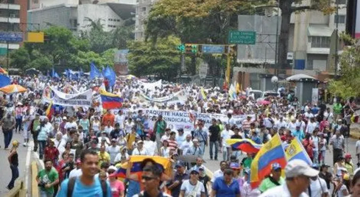 Firman "Acuerdo para Transición" tildado de golpista por Maduro