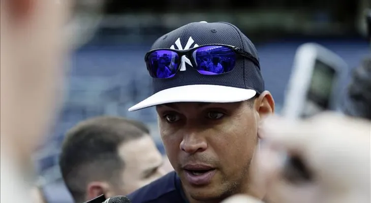 A-Rod abandona molesto audiencia sobre su suspensión