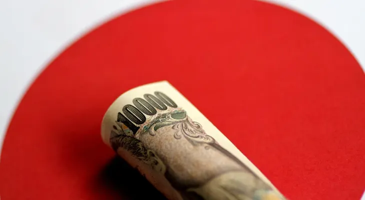 La economía de Japón creció 0,3 % en el segundo trimestre, por debajo de lo esperado, y debilita las perspectivas de suba de tasas