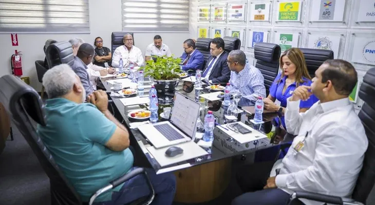 JCE se reúne con líderes del PRM para discutir detalles sobre elecciones primarias
