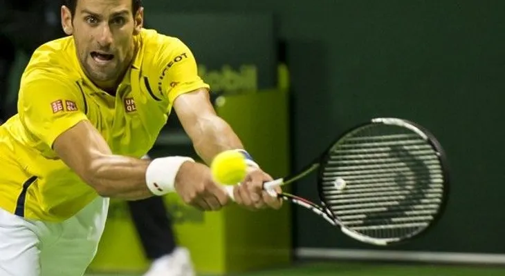 Novak Djokovic  y Nadal avanzan  a semis en Catar