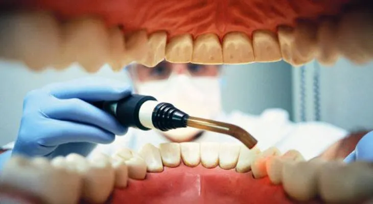 Se escapa de la cárcel para ir al dentista y luego se entrega