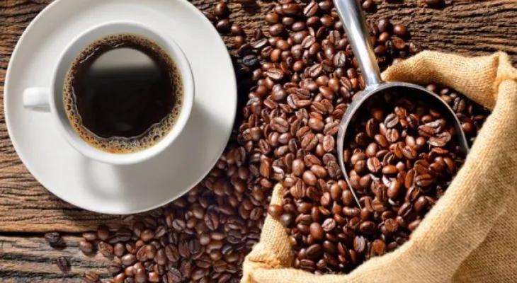 Los trucos de 10 minutos que te despertarán más que la cafeína