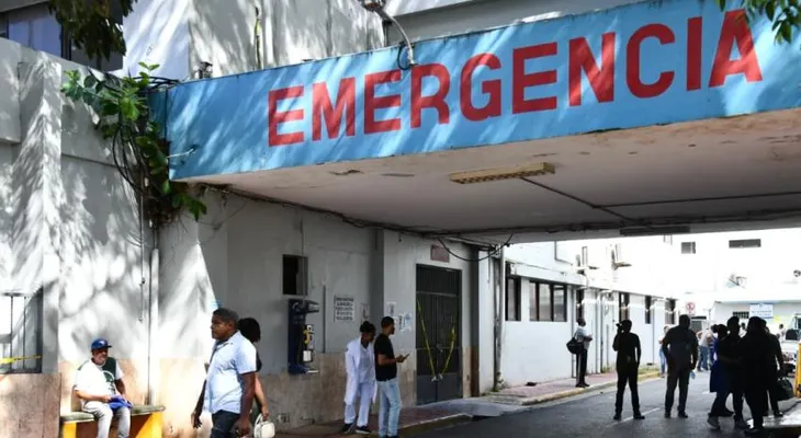 Hospital Salvador B. Gautier inicia demolición de edificio con servicios de emergencia y consultas